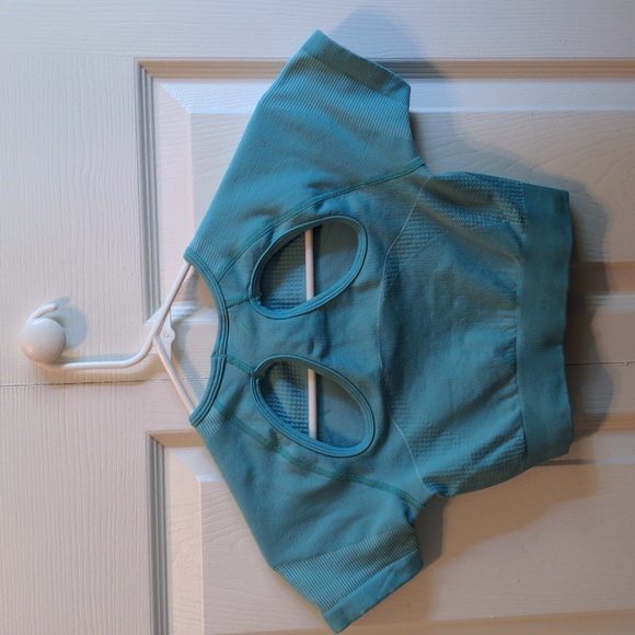 Gymshark Cropped T-shirt (Blue) - Picture 2 of 3